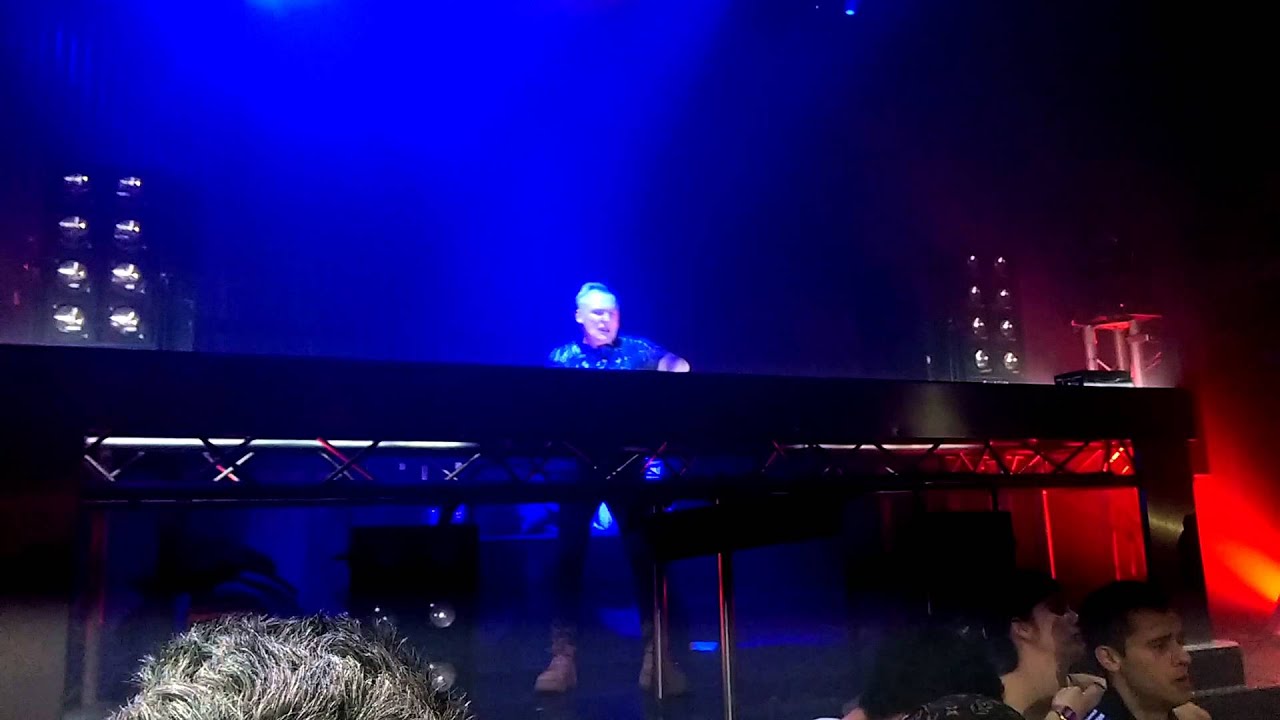 La Resistencia @ Fabrik 12 03 16 Nando Dixkontrol 3