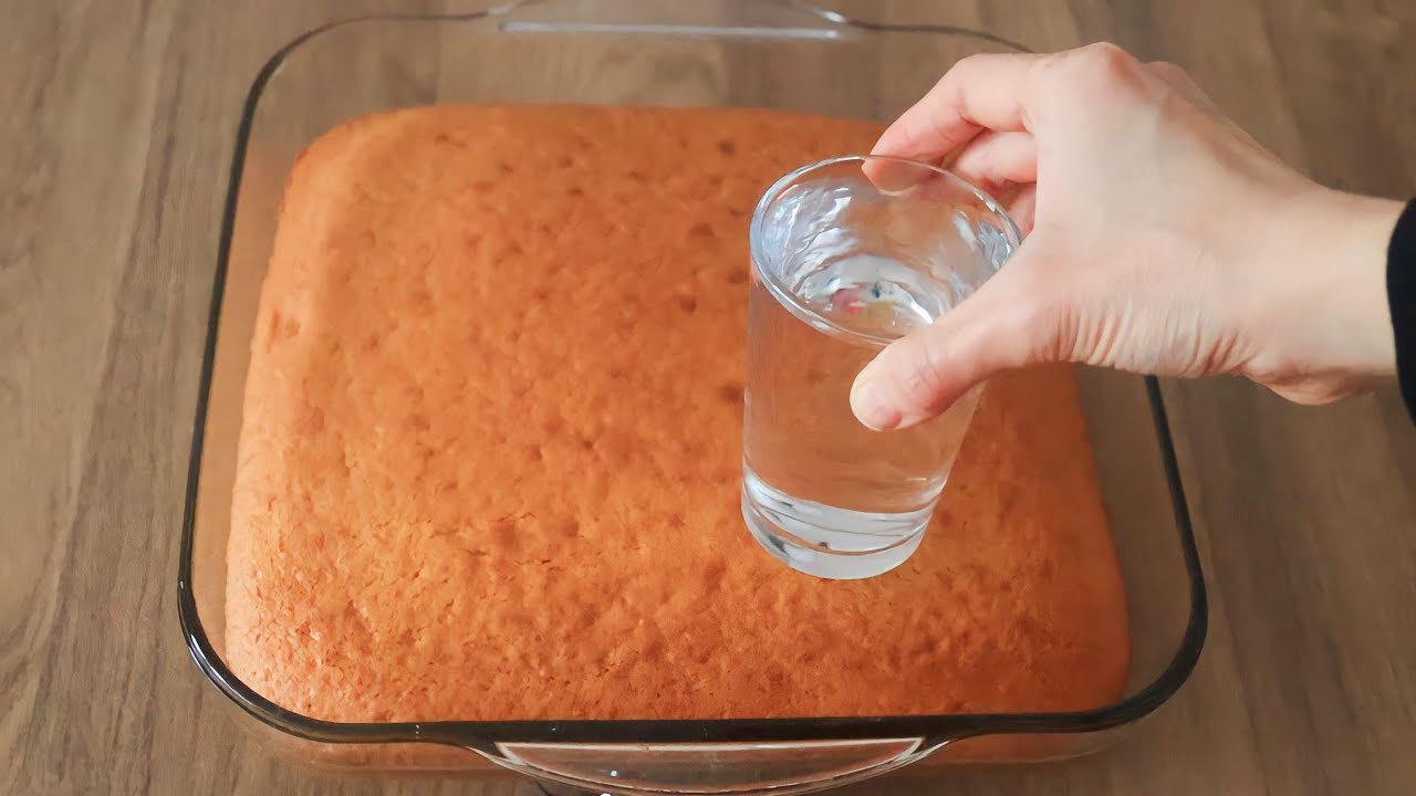 ДЕСЕРТ НА ХОЛОДНОЙ ВОДЕ 💦 Рецепт мягкого бисквитного десерта - обязательно попробуйте ✔️