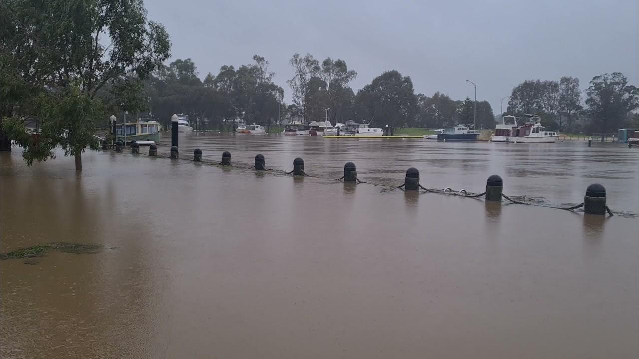 Flooding at the Port of Sale, Sale, Victoria, Australia - YouTube