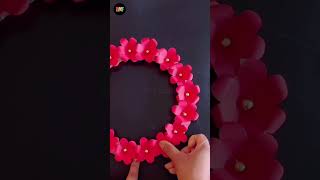 Quick and Easy Red Flower Wall Hanging / #shorts screenshot 5