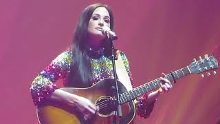Video thumbnail of "kacey musgraves - golden hour (live in london, england)"