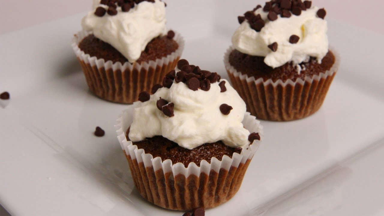 Tiramisu Cupcakes Recipe - Laura Vitale - Laura in the Kitchen Episode 342