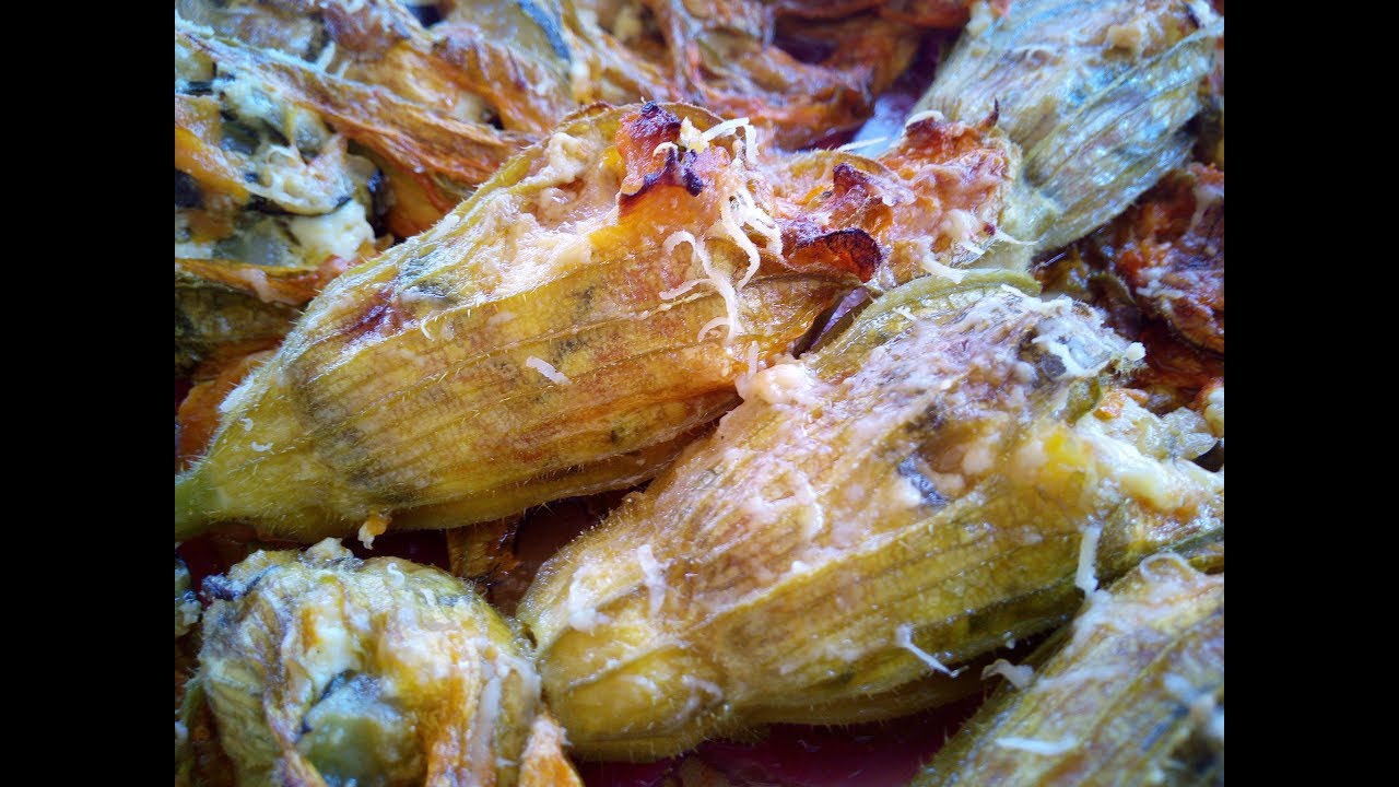 Fiori di zucca ripieni gratinati