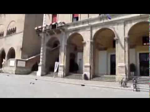 Video: Cavour Square description and photos - Italy: Rimini