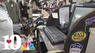 How to shop smart this holiday season