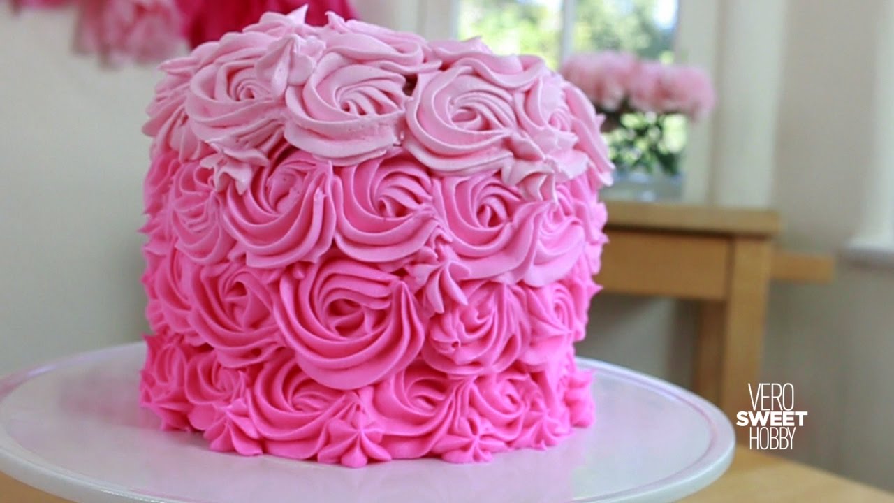 Pastel de Rosas! Como hacer y decorar un pastel de rosas con crema de  mantequilla o Betún - YouTube