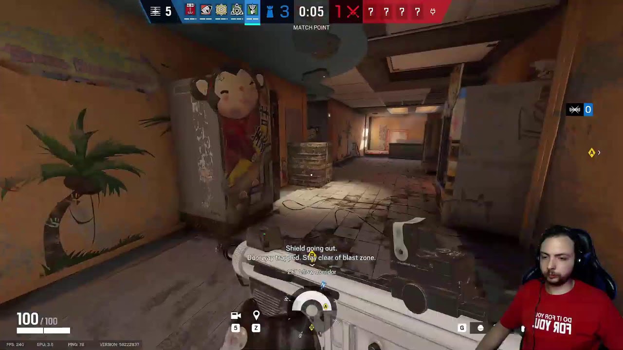 Best tactical game ever(Rainbow six siege)