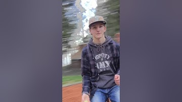 Frame of reference on the merry go round