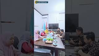 PENYERAHAN SERTIPIKAT ELEKTRONIK MILIK PEMKAB KAYONG UTARA OLEH KEPALA KANTAH KAB KAYONG UTARA