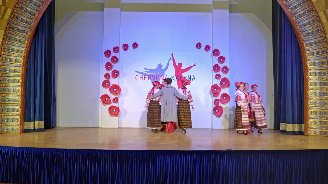 2. Dev'yatka Dance/Танець 