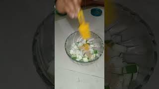 आंबट-तिखट कैरीचे झटपट लोणचं,#shorts #viral #trending #food # kairi#lonche #mango