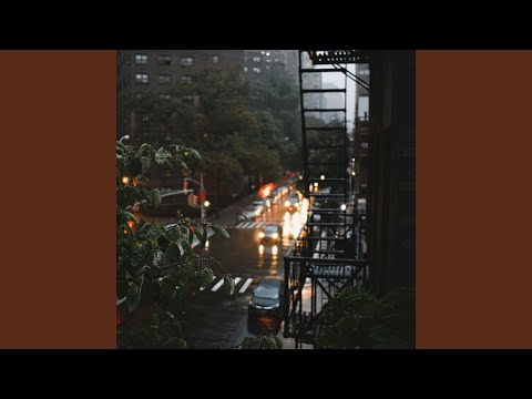 Putar Magic Rainy Night in Ney York - Nature Sounds