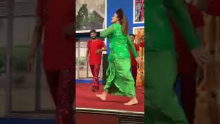 Feroza Ali in Green Hot Sexy Mujra