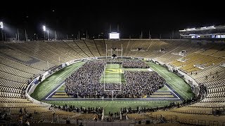 Famous College Students Break World Record for ‘Largest Human Letter’ Profile