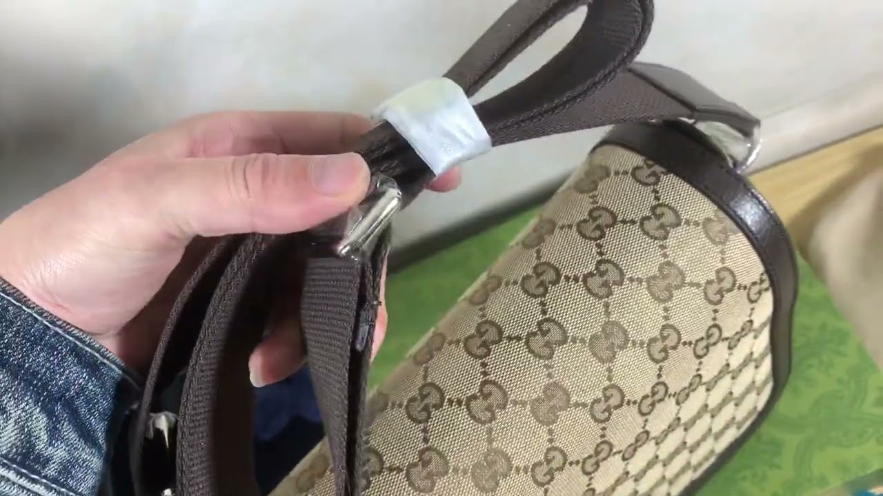 Gucci Messenger Bags Crossbody Guccissima Small