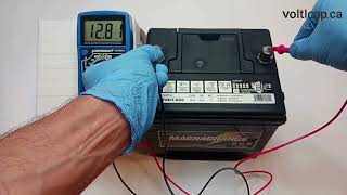 How to test a 12V battery with a multimeter?