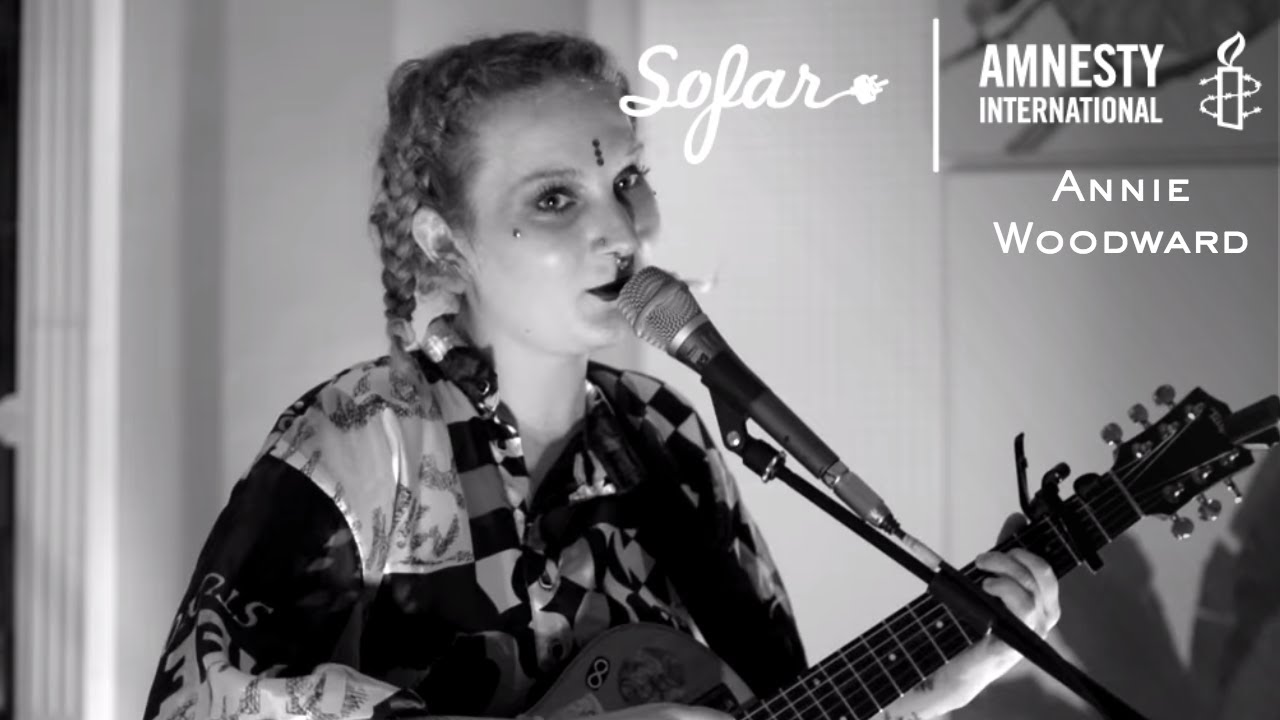 Annie Woodward - Dandelion Children | Sofar Rosario - GIVE A HOME 2017