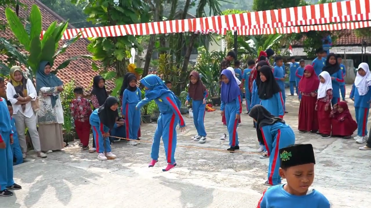 SAPINTRONG - Kaulinan Barudak Tradisional