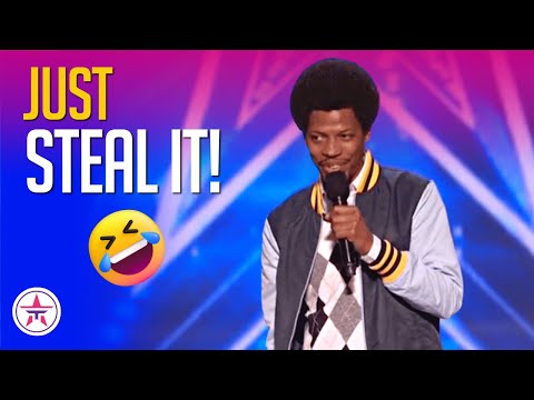 Comedian Mike E. Winfield Makes The Judges Laugh Out Loud!