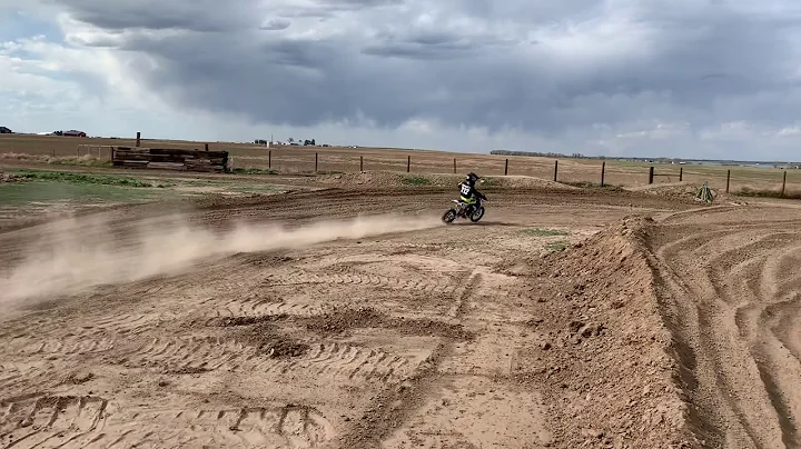 The first dirt bike vid