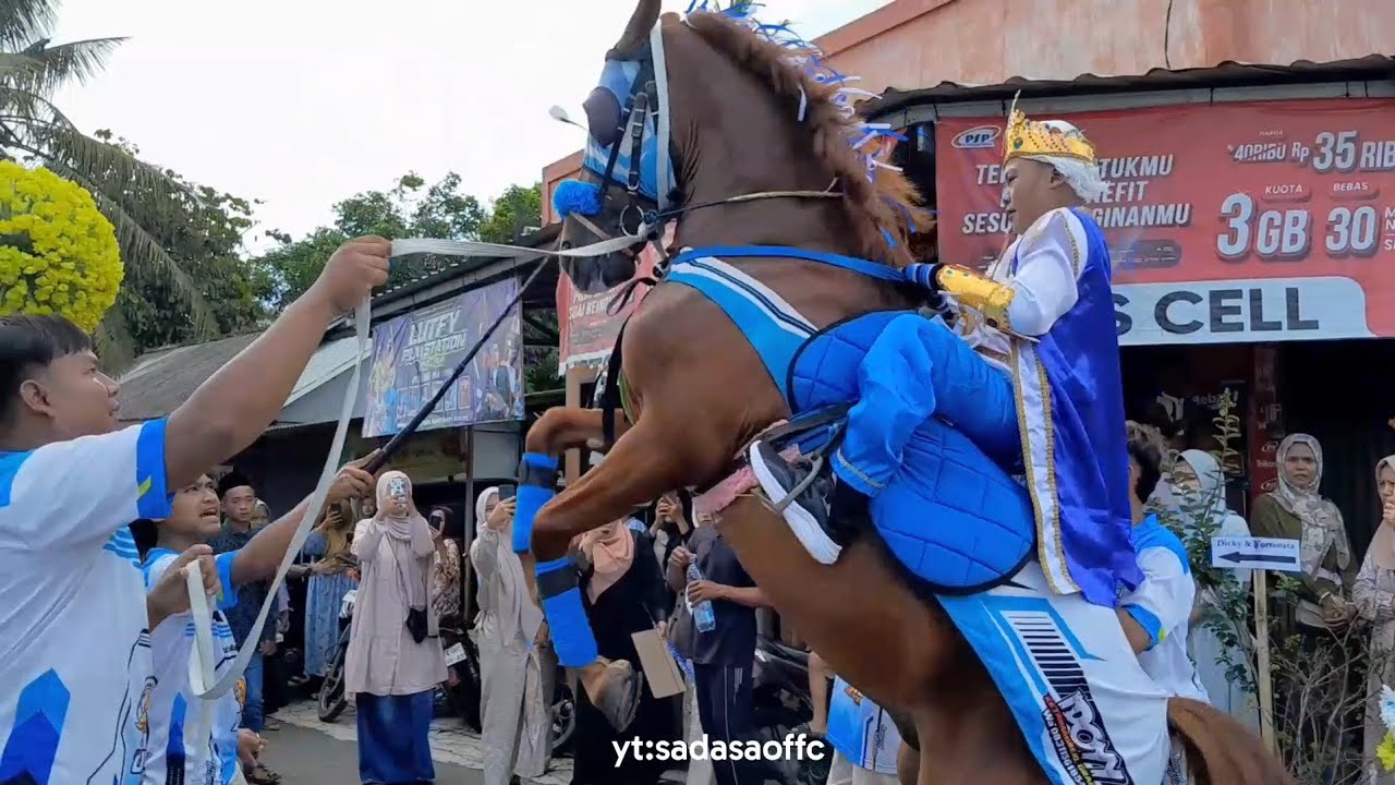 ARAK ARAKAN KUDA JINGKRAK DESA HARJOBINANGUN