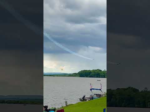 Blue Angel Extreme low altitude flyover.HarrisburgPA. Very fast #airshow #harrisburg #2025 #flyover