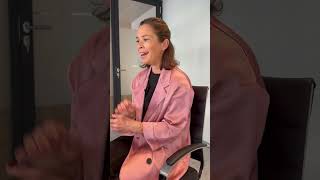 Ivana Davau : Parcours Inspirant Dans La Finance 🎙️