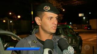 Police catch criminals with truckload of smuggled cigarettes