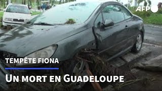 Guadeloupe: des habitants constatent les dégâts après le passage de la tempête Fiona | AFP