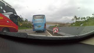 Dash Cam Bis Pariwisata Trans Jaya Lagi Ngebut Di Ruas Tol Salatiga Bawen