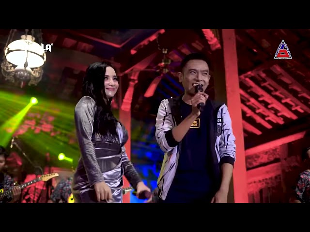 Emas Hantaran   Gerry Mahesa ft  Lala Widy   ADELLA Official Music Video ANEKA SAFARI class=