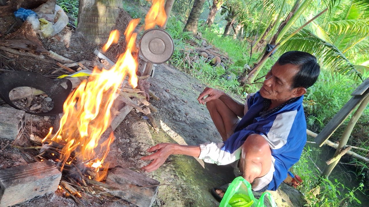 Mấy con khô, nhưng thấm đượm nghĩa tình quê