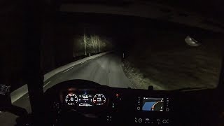 POV Mengemudi Scania S520 - Mengemudi malam di E134