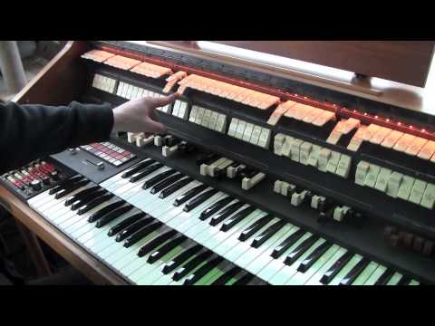 A tour of the Wersi Helios Organ PART 1