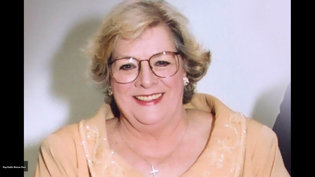 Rosemary Clooney This Ole House (1954) YouTube