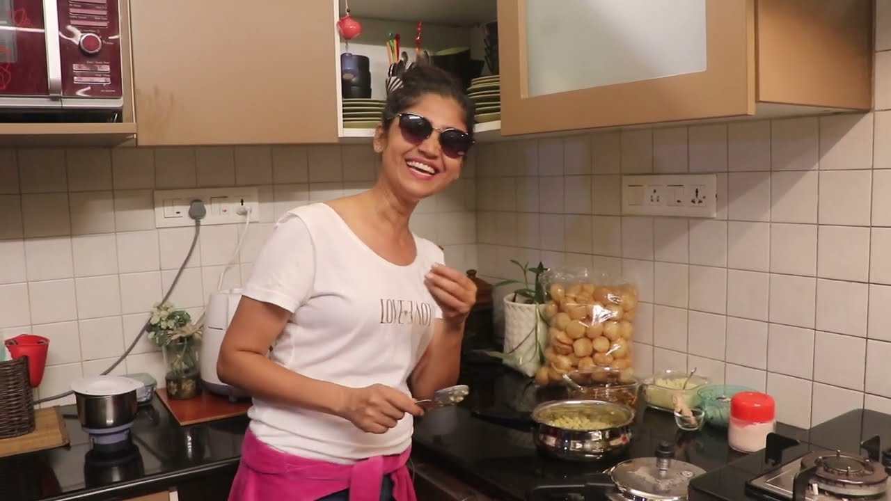 Ye Paani Puri...Uff Amma!! || Paani Puri Recipe || RR VLOGS