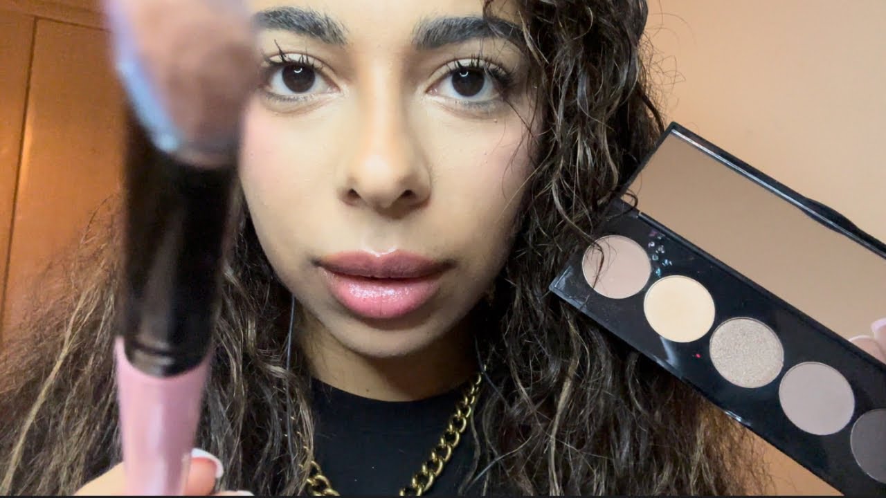 asmr doing your makeup 💋 - YouTube
