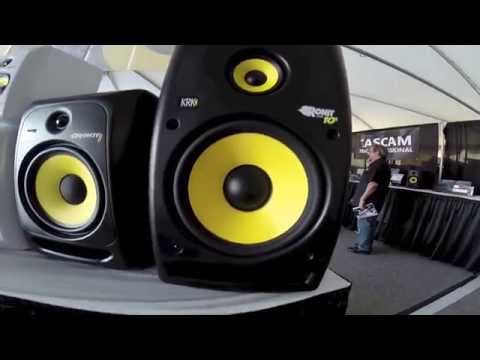 Gibson Brands at the 2014 Sweetwater GearFest