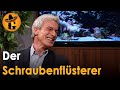 Gedeon Burkhard als halbnackter Heimwerker | Willkommen Österreich