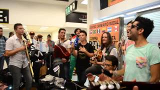Video voorbeeld van "Percance "Mismo Lugar" (en Vivo Aeropuerto México)"