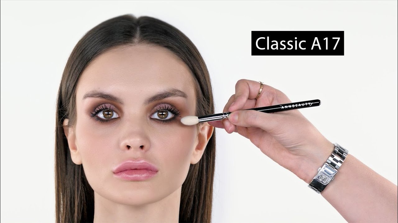 Растушевываем тени кистью Classic Annbeauty A17