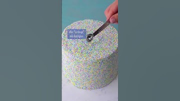 Hot tip to make your frosting stay put! Like this video if you