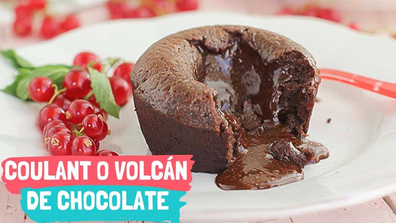 🍫 Cómo hacer COULANT DE CHOCOLATE (VOLCÁN DE CHOCOLATE) | Postre fácil con corazón LÍQUIDO