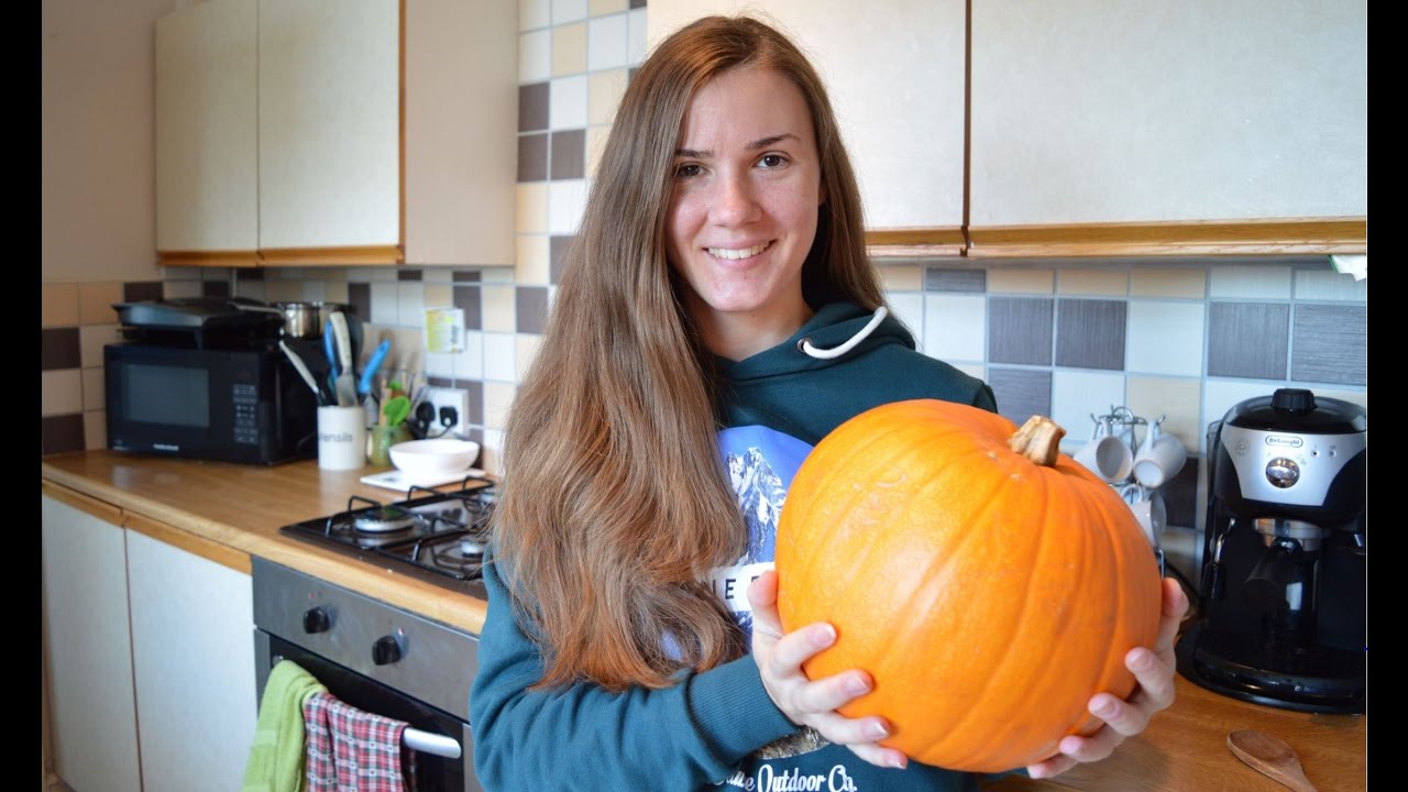Risotto ZUCCA e FAGIOLI! in collaborazione con #Zuccasia! || Due Italiani In UK - YouTube