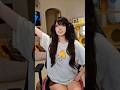 Emiru defends her outfit choice against chat #emiru #livestream #shorts