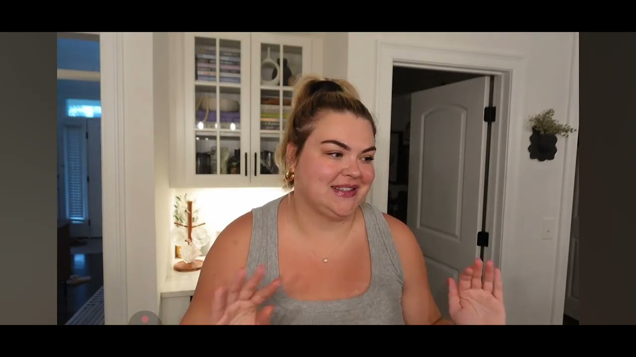 Alexandra Rodriguez Reaction:Alex is down 30 lbs. Lol, in what world??? She must think we're blind.