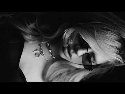 David Hasert & Niconé – Haunting