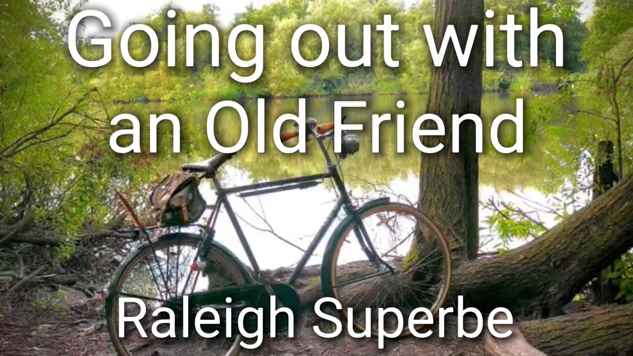 Raleigh Superbe 3-speed vintage bicycle. I’ve missed my faithful friend so we go for a ride.