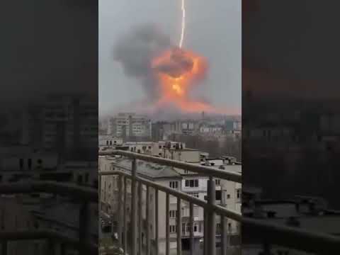 Did lightning really strike at the exact moment of the missile explosion?
