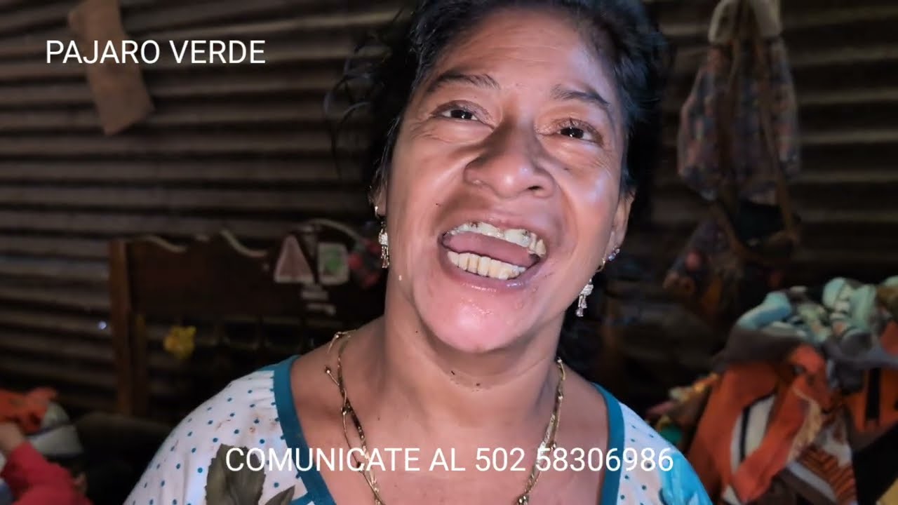 Se llevaron de emergencia al hospital al pequeño Jose. Chica esta muy afligida por su hijo. 